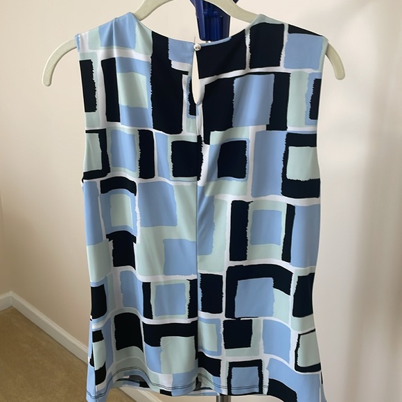 Calvin Klein Shell - Picture 4 of 4